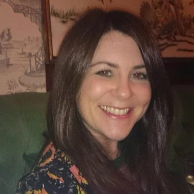 Salisbury-living life-loving married mum of one who rarely looks at Twitter anymore 😬. Was a Lakeman, now a Newton.