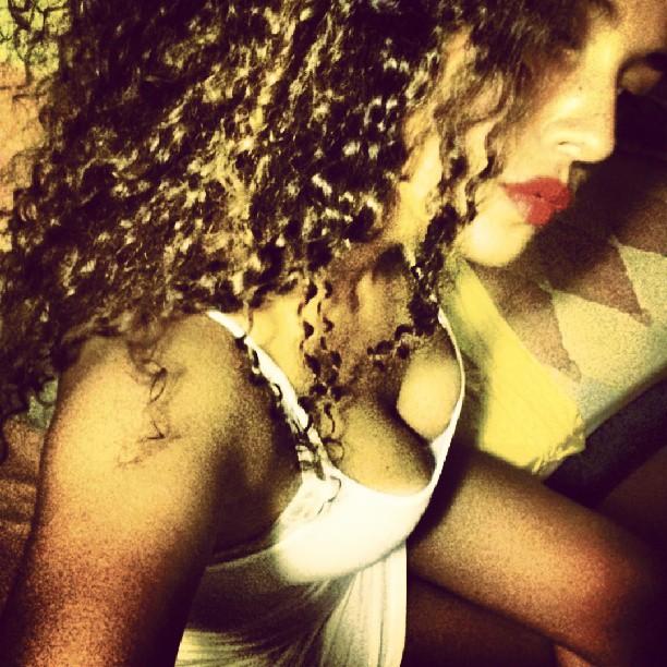 Any man can love a thousand girls, but only a real man can love one girl in a thousand ways.