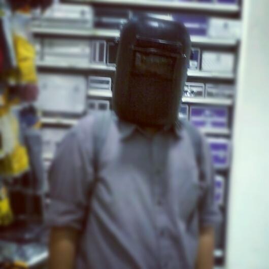 I'm hadi and I'm not a superman | Guitarist of @theLALER