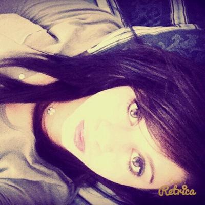 si tu n'est pas la lors de mes defaite n'espere pas etre la lors de mes vicroires. j'aime la faciliter mais je prefere la difficulter.
