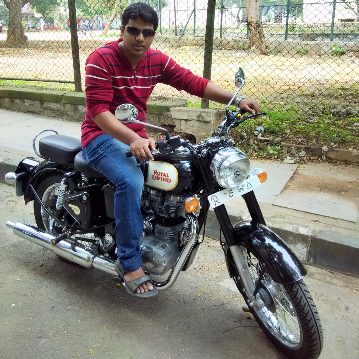 Atheist,Royal Enfield Enthusiast,Hard Rock Fan!!
