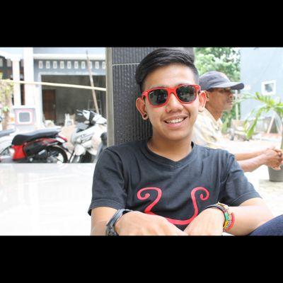DwiLutfi13's profile picture. • ig: dwilutfidjasmara • snapchat: dwilutfi • line: dlutfidjasmara • path: dwi lutfi djasmara