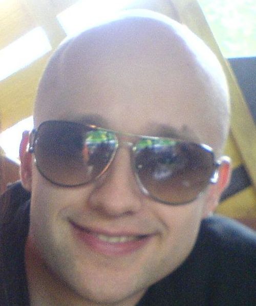 MihaPro_ru's profile picture. Просто мне не всё равно.