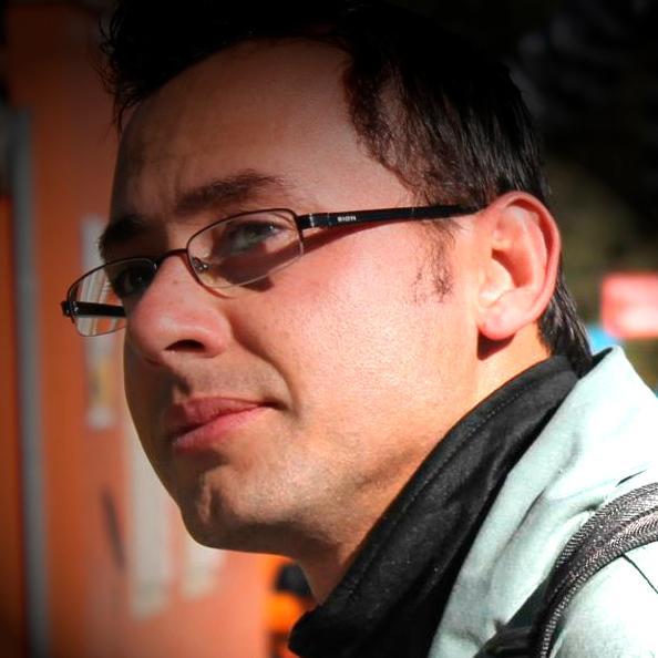 Agricultor Familiar, Cicloturista, Mestre em Geografia. Acredito que um mundo melhor só possivel atraves da politica com a participação popular!