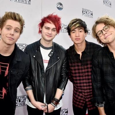 Congratulations for having @5SOS' follow (@sexyfivesauce)
