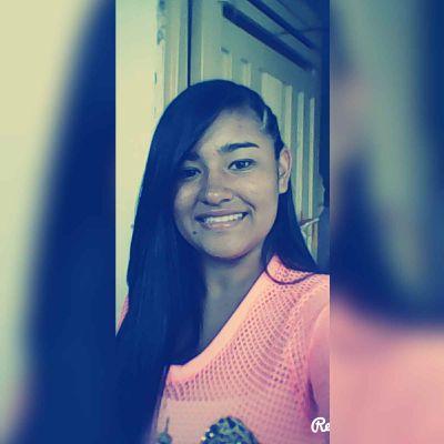 lola_pu Profile Picture