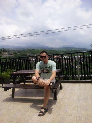 lutherevolusi's profile picture. Jika seseorg blm mnemukn sesuatu utk diperjuangkan hingga akhir hayat'y, maka kehidupan'y tdk berharga (M.L.K Jr)