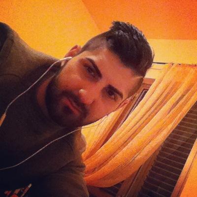 Style95Giove's profile picture. Only God Can Judge Me ✌️