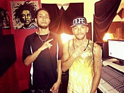 #Recording Artist #Song Writer #LYRICIST Call 386-320-2837 For Booking./Born in Long island, New York. Raised in Volusia County. #ZONEOUTMUZIK