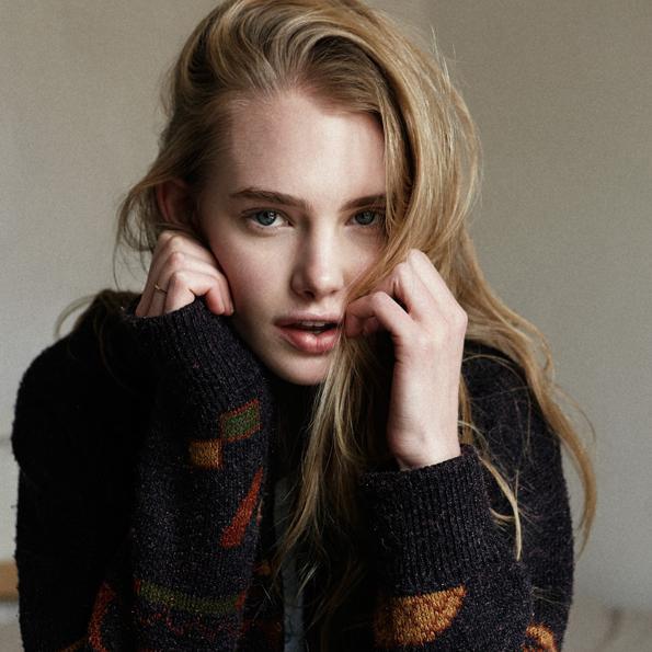 16|Ceres Ursula Reyn|Slytherin|Familia Reyn| «Dont let little stupid things break your happiness» #DHrole.