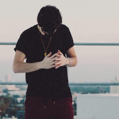 Family, music and sincerity... i'm not ashamed to say i love @aaroncarpenter and you