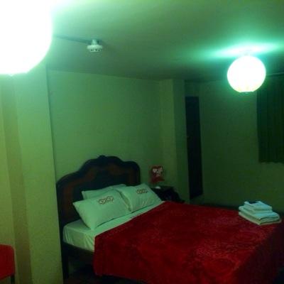 We are located in Downtown Guayaquil. Just 5 minutes from georges view of Malecon 2000. We have confortables rooms (singles, doubles and family rooms).