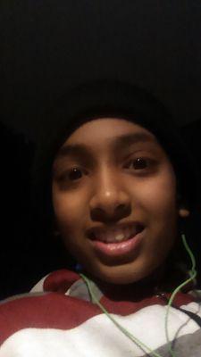 moxer100's profile picture. 