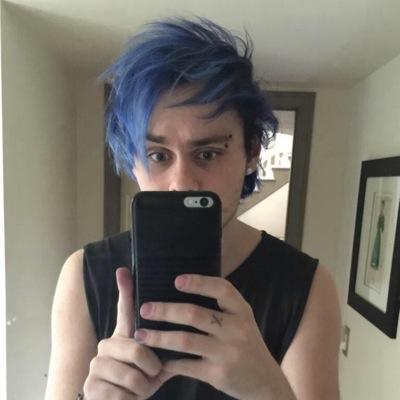 alltimexmuke's profile picture. 《more issues than vogue》