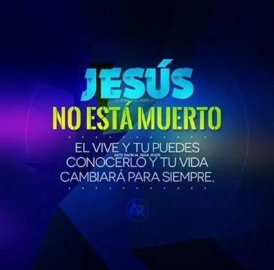 Porque en él fueron creadas todas las cosas, las que hay en los cielos y las que hay en la tierra, visibles e invisibles; sean tronos, sean dominios, sean princ