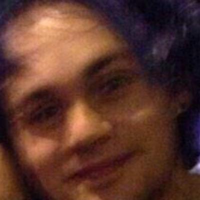 please follow @lukeslegs69 and rt and tag @5SOS please https://t.co/Plii2rJWeP