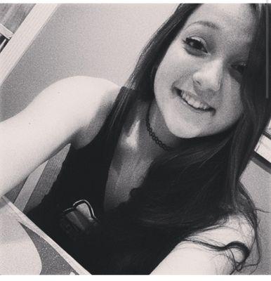 ❤✌Stay Strong when the rest of the world crumbles