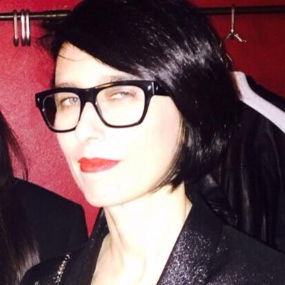 lady_tarin's profile picture. 