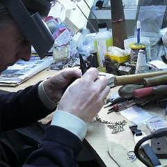 jeweller able to do all things relating to the jewellery watch and clock trade