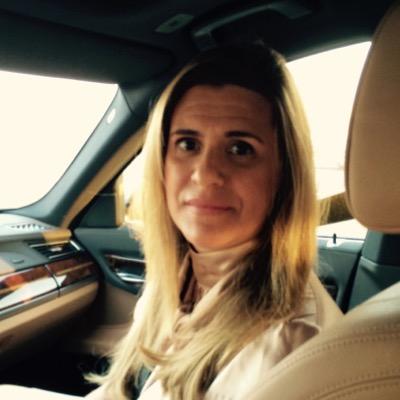 Official Tour Guide from Abudhabi Tourism Authority, Sharjah, Louvre Abu Dhabi and Dubai DTCM: French/Spanish/English. Following is not endorsing