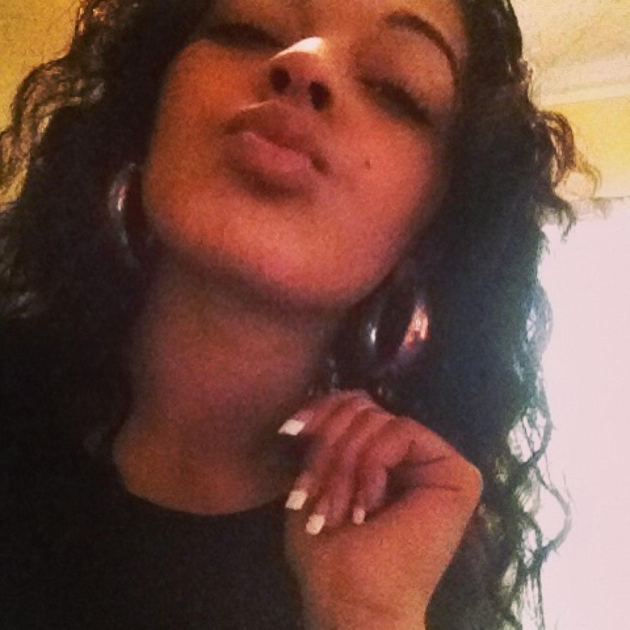 PrettyGirlJaz92's profile picture. City Girl Swagg Wit A Country Girl Smile