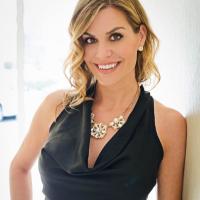 Robyn Hannah (@robynhannah) 's Twitter Profile Photo