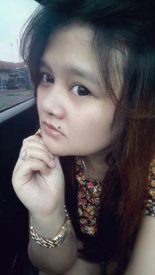 tiwie_iazt's profile picture. aku magh apa atuuu