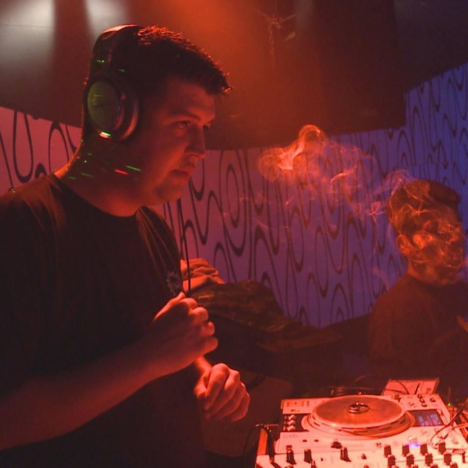 DJ / Producer