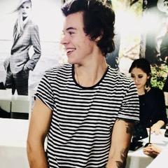 HIII READ THE LINK IN MY BIO FOR EASY QUICK MONEY 100% REAL S2G earn money for 1d and 5sos tickets n apps CLICK LINK IN BIO