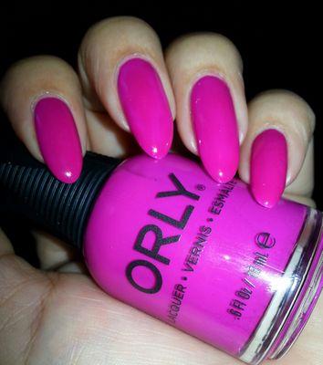 divine1va's profile picture. 