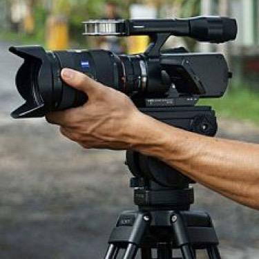 تصوير كافة المناسبات - أعراس - حفلات - حفلات تخرج - تصوير تجاري - مؤتمرات - برامج يوتيوب - مونتاج - تصوير فيديو وفوتوغرافي 
 للتواصل : 0565463123
 الرياض