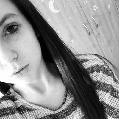 16||single||snapchat Claire16x||instagram Claire16.x