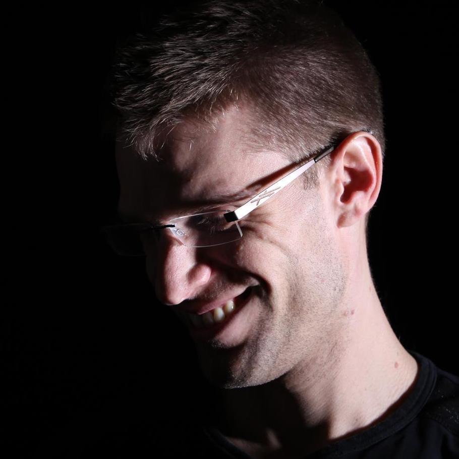 mirekrendl's profile picture. 👩🏻‍🦱👶🏻👧🏼👦🏻📷🌳⛺🚲