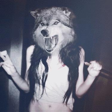 livinglifeposts's profile picture. sometimes i hate people... wait no thats most of the time