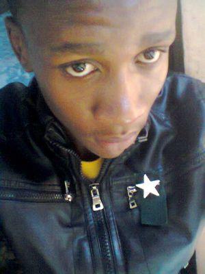 down to earth person am a dreamer who aint gives up;-)