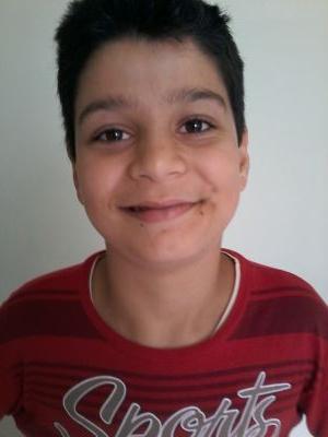 Estudante,  mineiro,  tricolor ,um desocupado funcional e sim.... estou tão conservado quanto a foto aparenta
