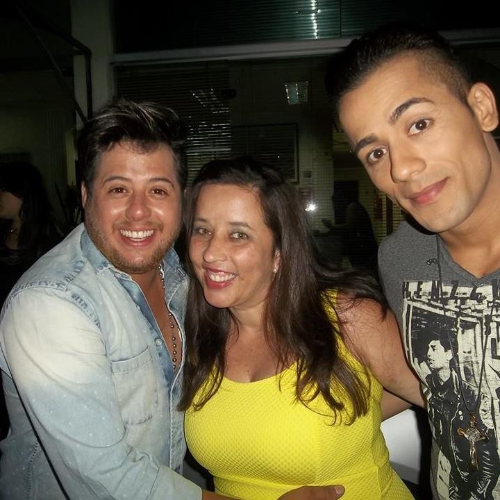 andrea_martines's profile picture. 