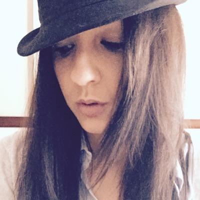 Berti_Fabiola's profile picture. Siate felici perché tanto non cambia un cazzo!