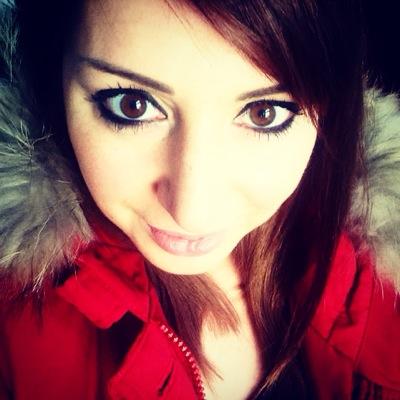Fashion Blogger and Graphic Designer