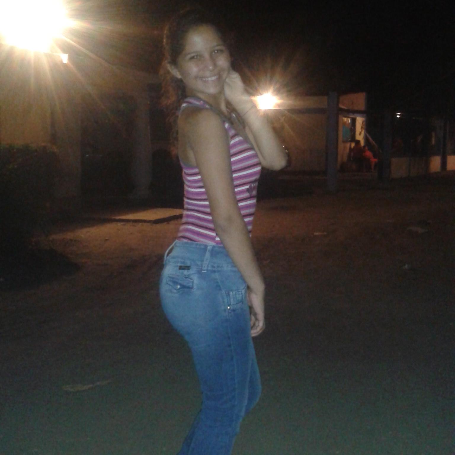 Soy Una Chica Cariñosa & Divertida Sigueme& Te Sigo