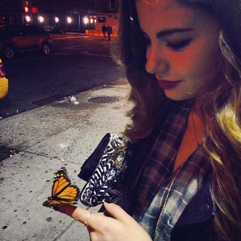 Si , me llamo Violetta. Ballet , Bailar y Mariposas. -spanish&englishRolerplayer -#familyfk