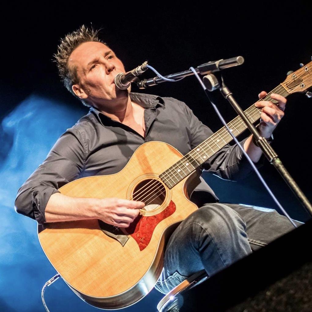 Singer-Songwriter/Producer