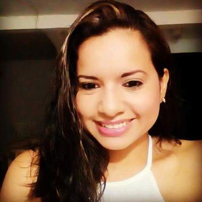 Dios eres maravilloso gracias por todo lo hermoso que me has dado y me ha hecho muy feliz, mi hija y mi esposo, mis padres, hermanos sobrinos toda mi familia.