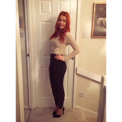 _hollyvictoriax's profile picture. insta - hollyvictoriaxx