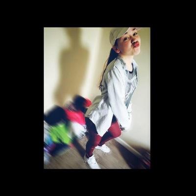 Follow |New Twitter| 5.26.2k14