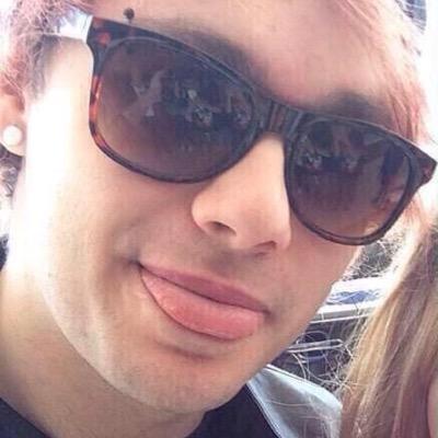 hi cutie, go follow @deepthroatmuke ilysm