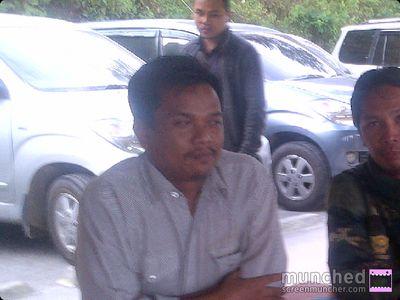 jadi penyimak,buat pencerahan dan ikuti aturan ...