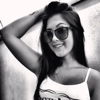 Facebook : http://t.co/WimDxo4t0b Instagram : http://t.co/447NFggfxp 
 SnapChat: anna_sallvador
