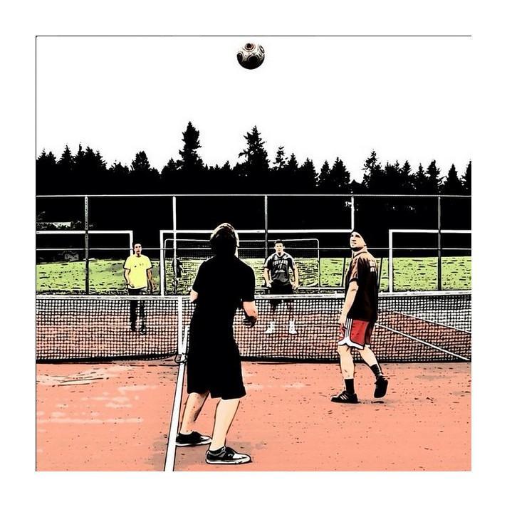 Posting any content found of Footballtennis Fussballtennis TennisBallon Soccertennis Footvolley (Futvolei) Calciotennis Nohejbal Jogku. Join the movement!
