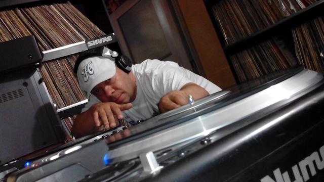 26 años de experiencia precursor de escuelas de djs, asesoria en todo tipo de eventos. actualmente instructor en DJS HOUSE de http://t.co/uFaicijM @lamarca94fm